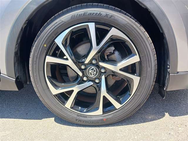 トヨタ C-HR