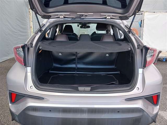 トヨタ C-HR