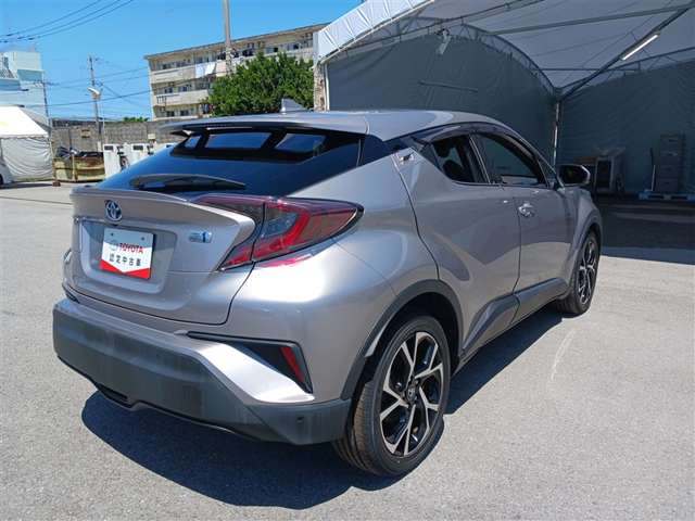 トヨタ C-HR