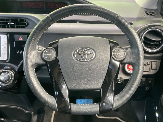 トヨタ アクア