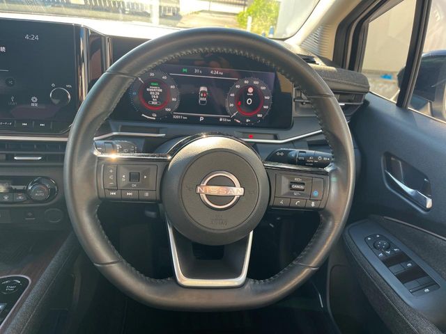 日産 ノートオーラ