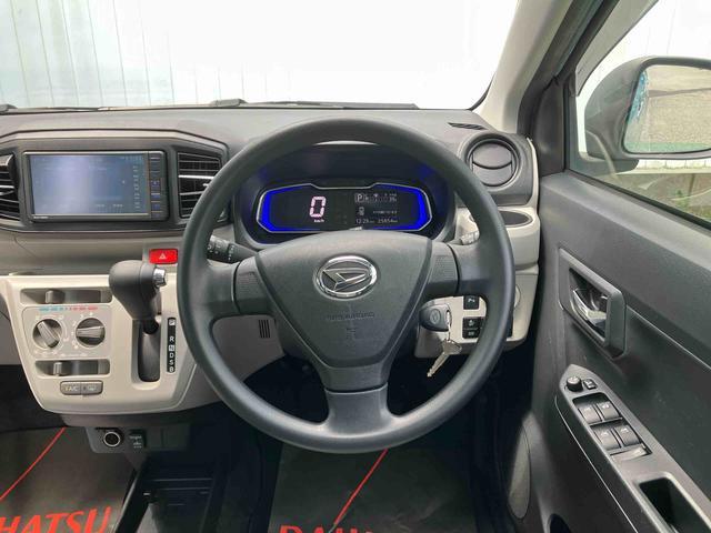 ダイハツ ミライース