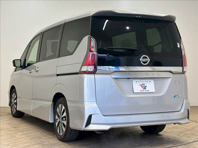 日産 セレナ