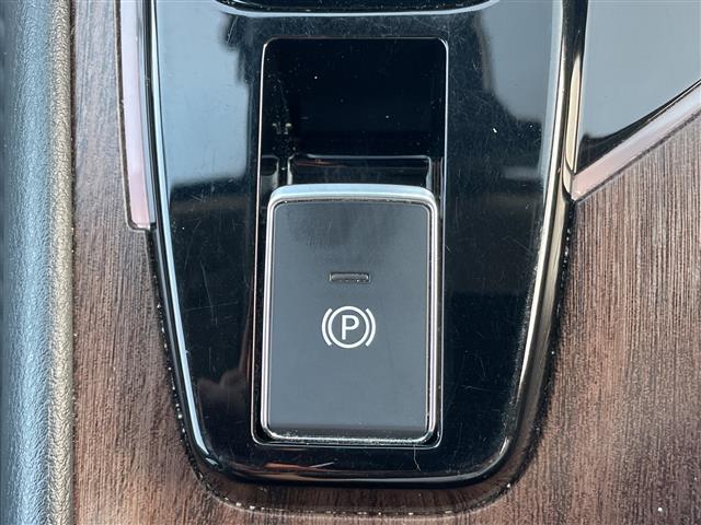 日産 ノートオーラ