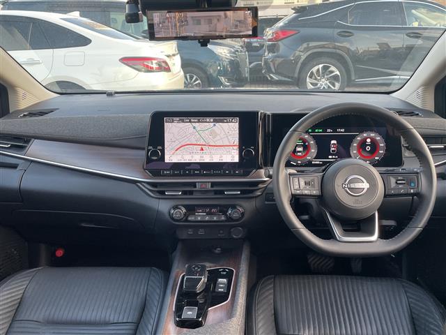 日産 ノートオーラ