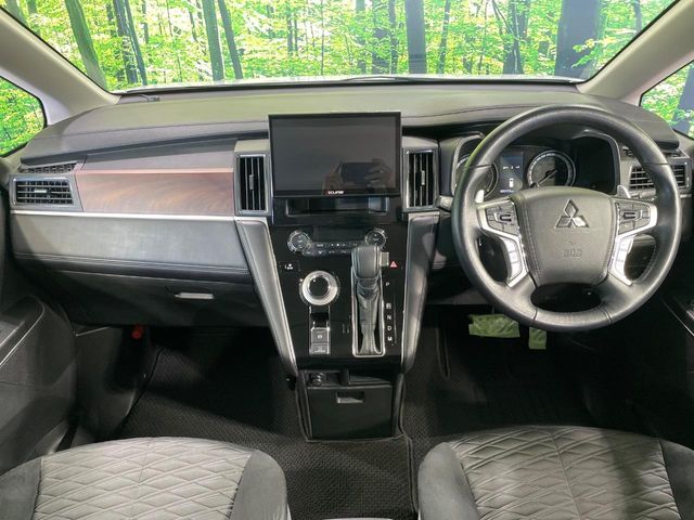 三菱 デリカD：5