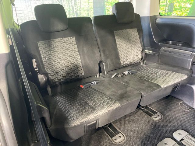 三菱 デリカD：5