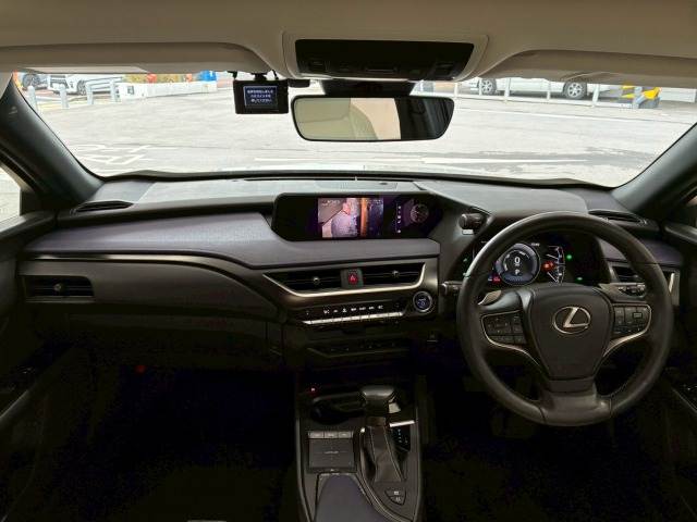 レクサス UX