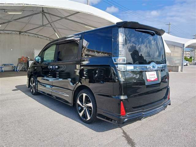 トヨタ ヴォクシー