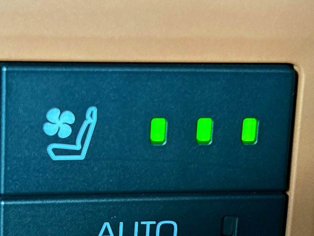 トヨタ ヴェルファイア