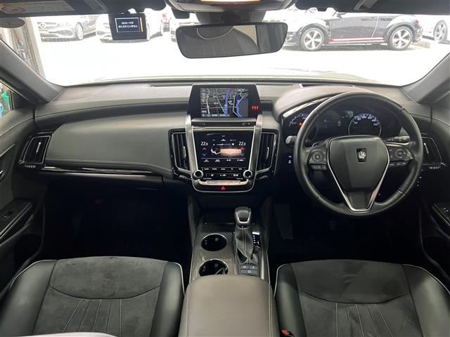 トヨタ クラウン