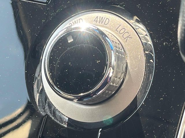 三菱 デリカD：5