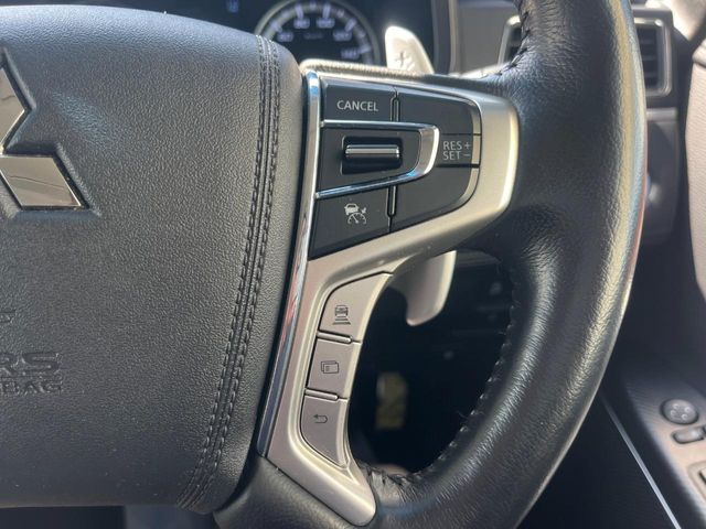 三菱 デリカD：5