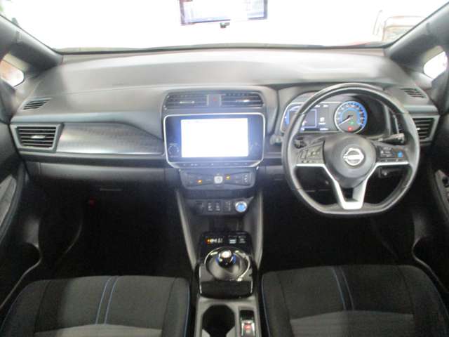 日産 リーフ