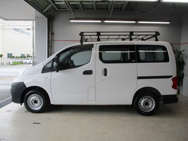 日産 NV200バネットバン
