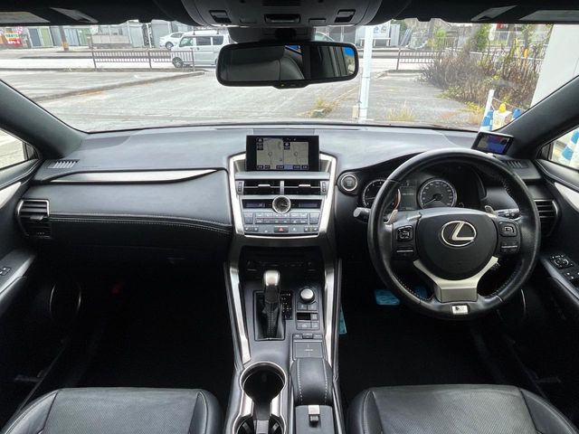 レクサス NX