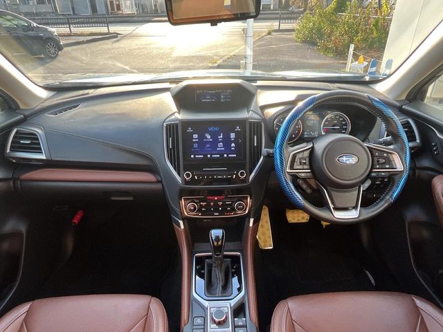 スバル フォレスター