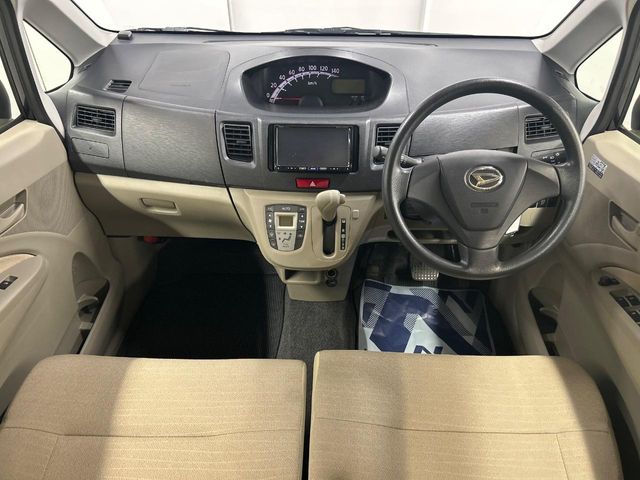 ダイハツ ムーヴ