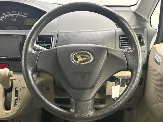 ダイハツ ムーヴ