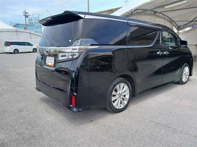 トヨタ ヴェルファイア