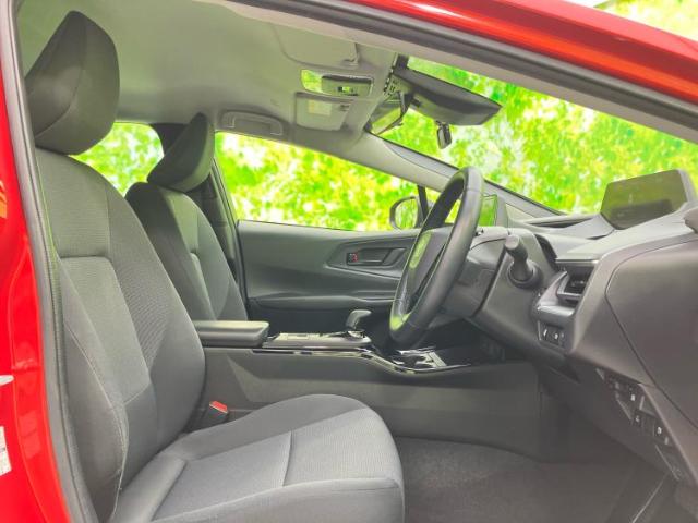 トヨタ プリウス