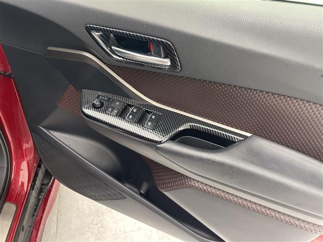 トヨタ C-HR