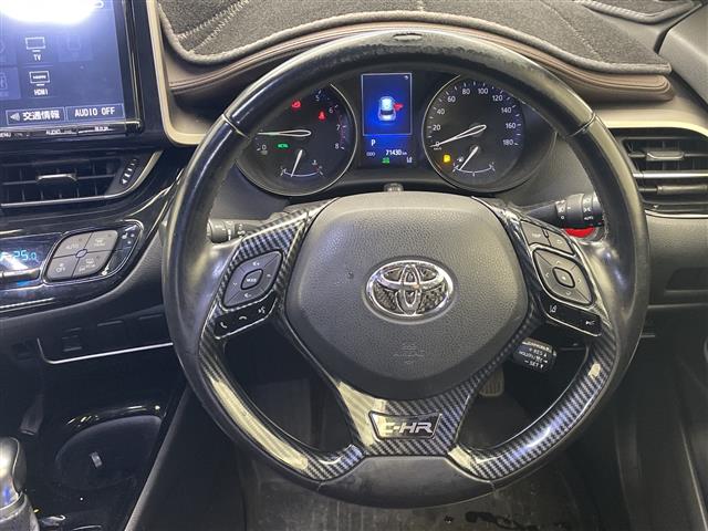 トヨタ C-HR