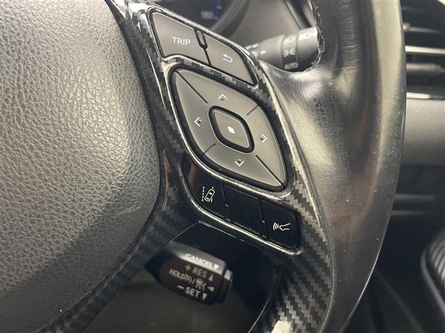 トヨタ C-HR