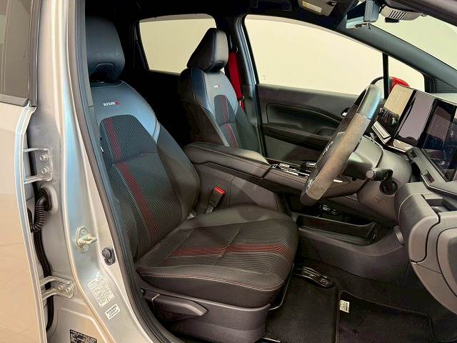 日産 ノートオーラ