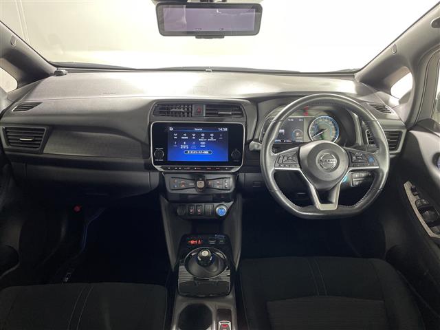 日産 リーフ