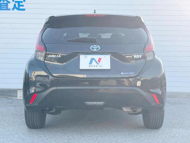 トヨタ アクア