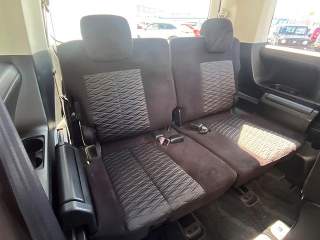 三菱 デリカD：5