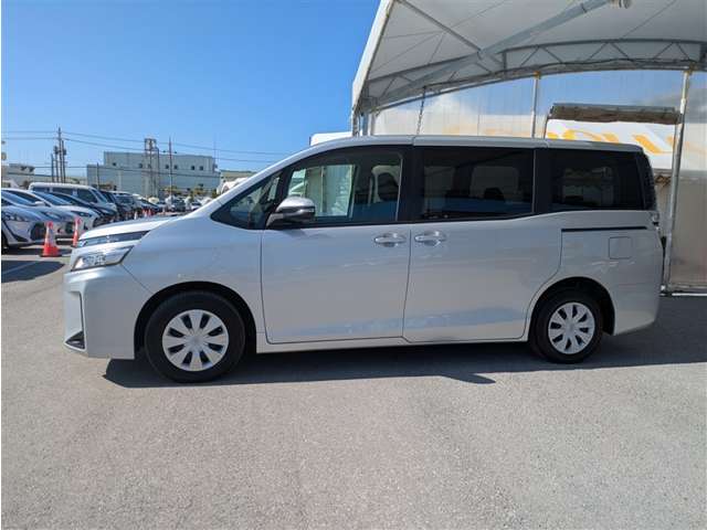 トヨタ ヴォクシー