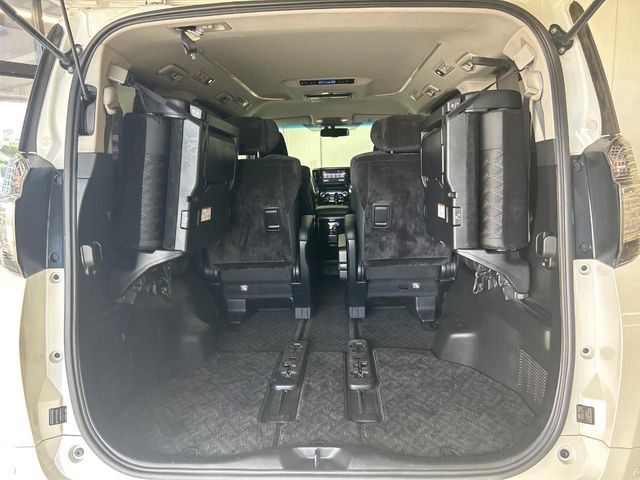 トヨタ ヴェルファイア