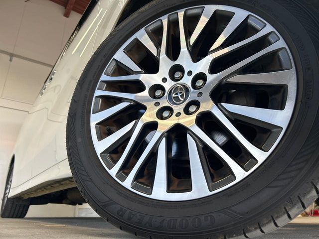 トヨタ ヴェルファイア