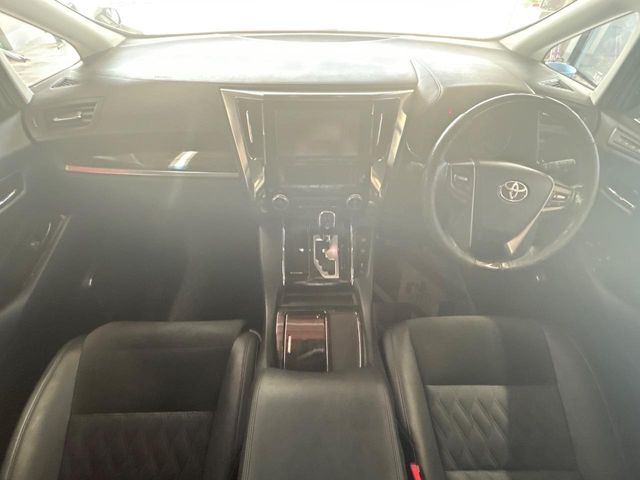 トヨタ ヴェルファイア