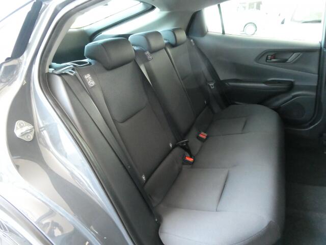 トヨタ プリウス