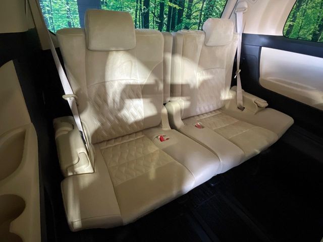 トヨタ ヴェルファイア