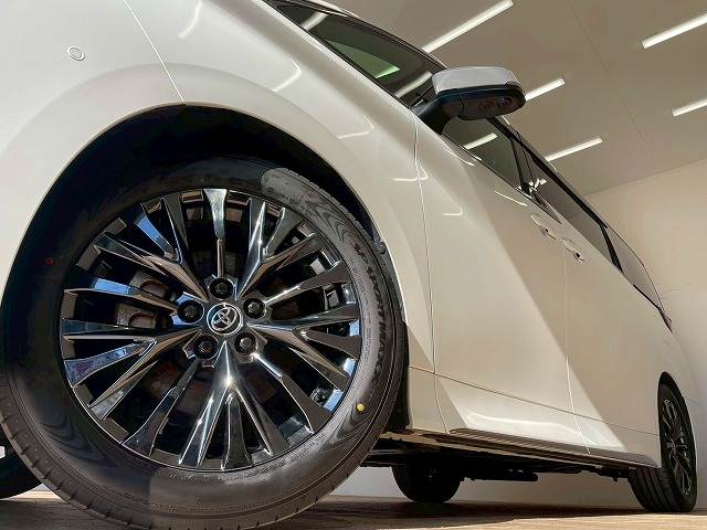 トヨタ ヴェルファイア