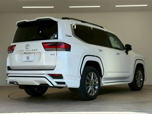 トヨタ ランドクルーザー300