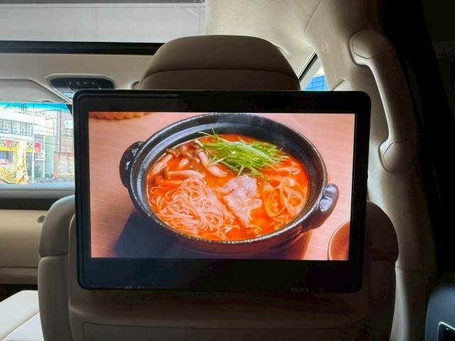 トヨタ ランドクルーザー300