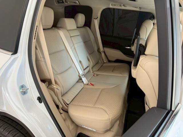 トヨタ ランドクルーザー300