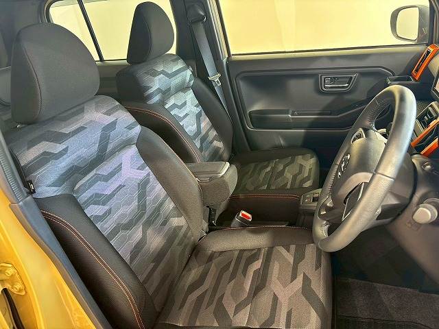 ダイハツ タフト