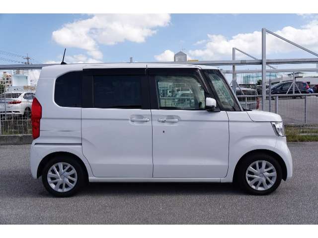 ホンダ N-BOX