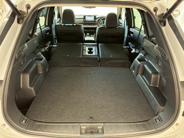 三菱 アウトランダーPHEV