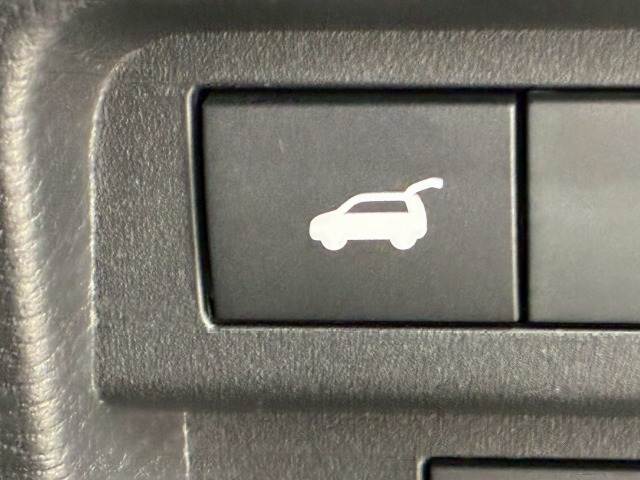 三菱 アウトランダーPHEV