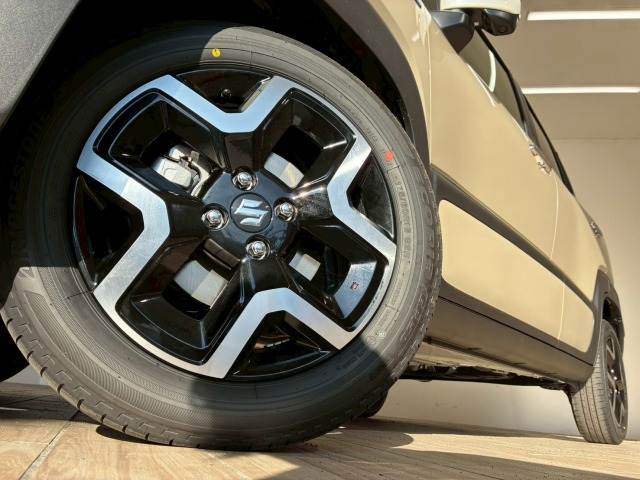 スズキ クロスビー