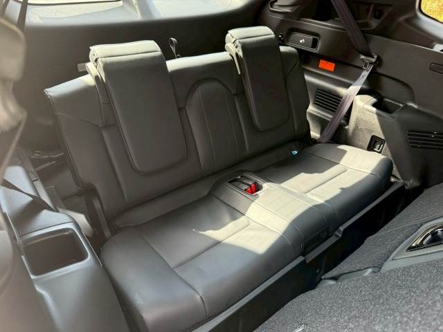 三菱 アウトランダー