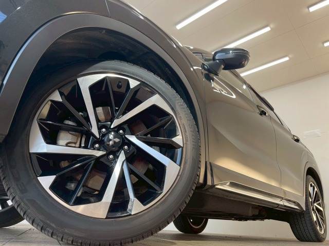 三菱 アウトランダー