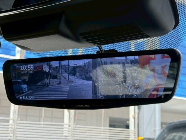 三菱 アウトランダー